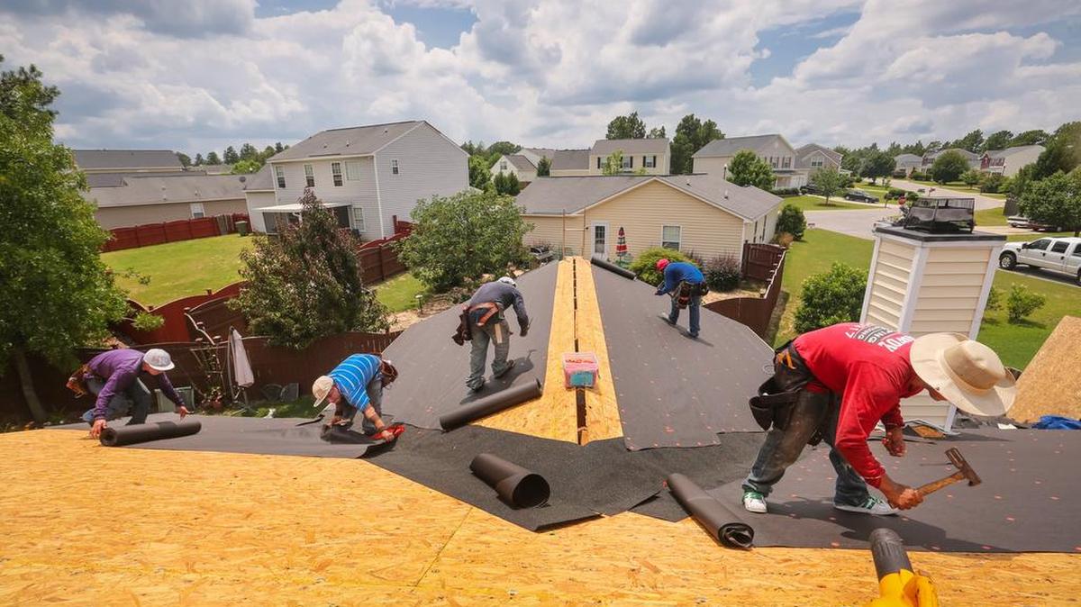 Having to get a license in practically every county and municipality where they do business is particularly difficult for builders and others who don’t work out of a single fixed location.