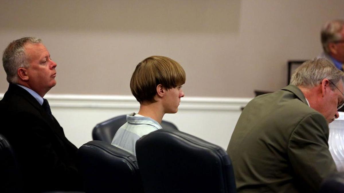 Dylann Roof appears at a court hearing in 2015.