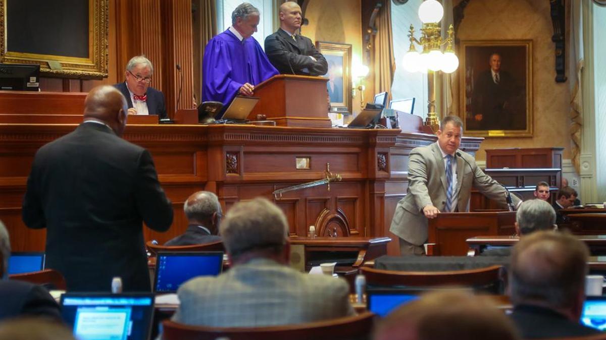 SC Sen Lee Bright addresses the Senate as Lt Gov Henry McMaster presides.