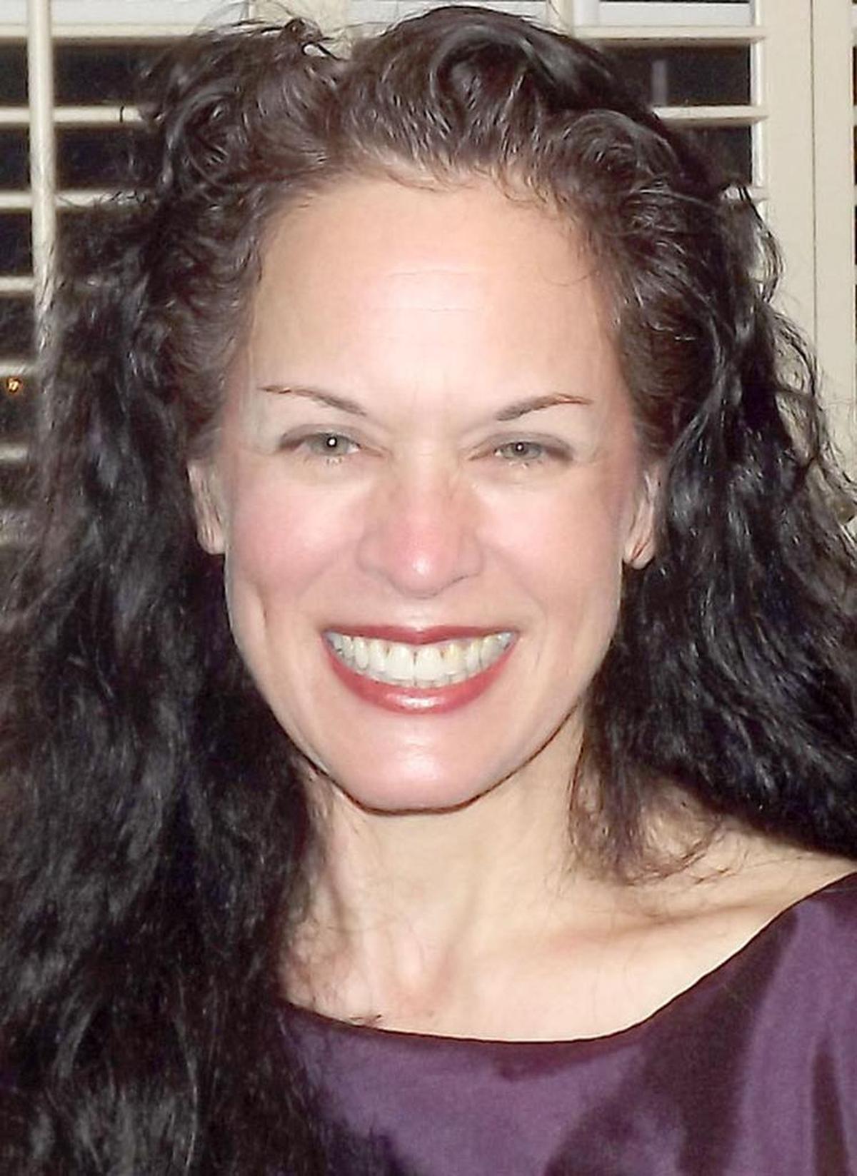 Cindi Ross Scoppe