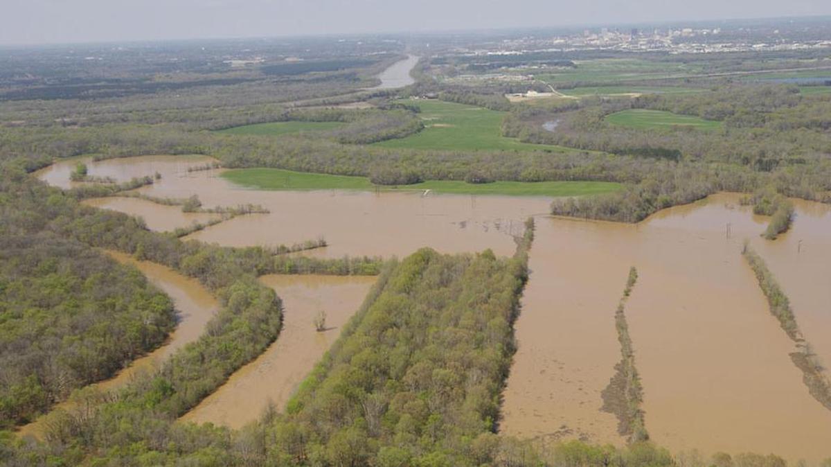 
Aerial photo of property once slated for Green Diamond next to the Congaree River south of I-77 and Columbia.
