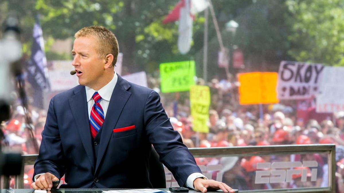 ESPN analyst Kirk Herbstreit would not be surprised to see Clemson win double digit games in 2017.