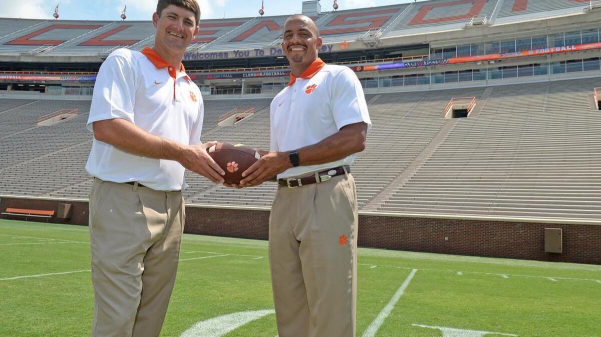 
Co-Offensive Coordinators Tony Elliott and Jeff Scott.
