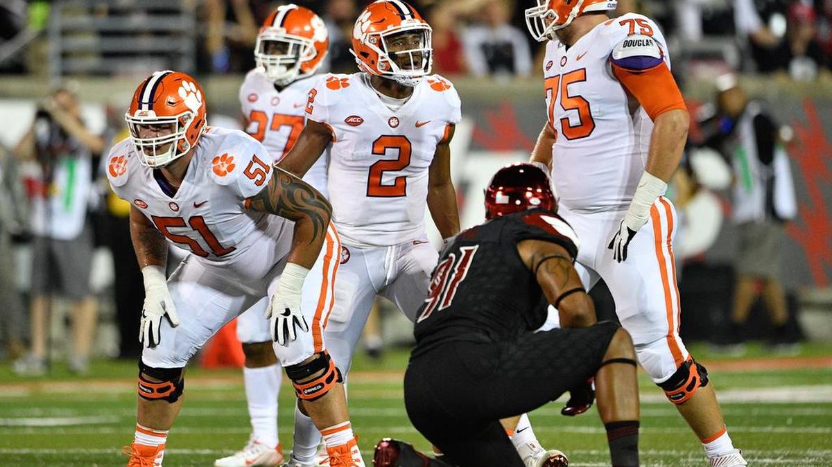 Clemson offensive tackle Mitch Hyatt (75) is returning to school for his senior season.