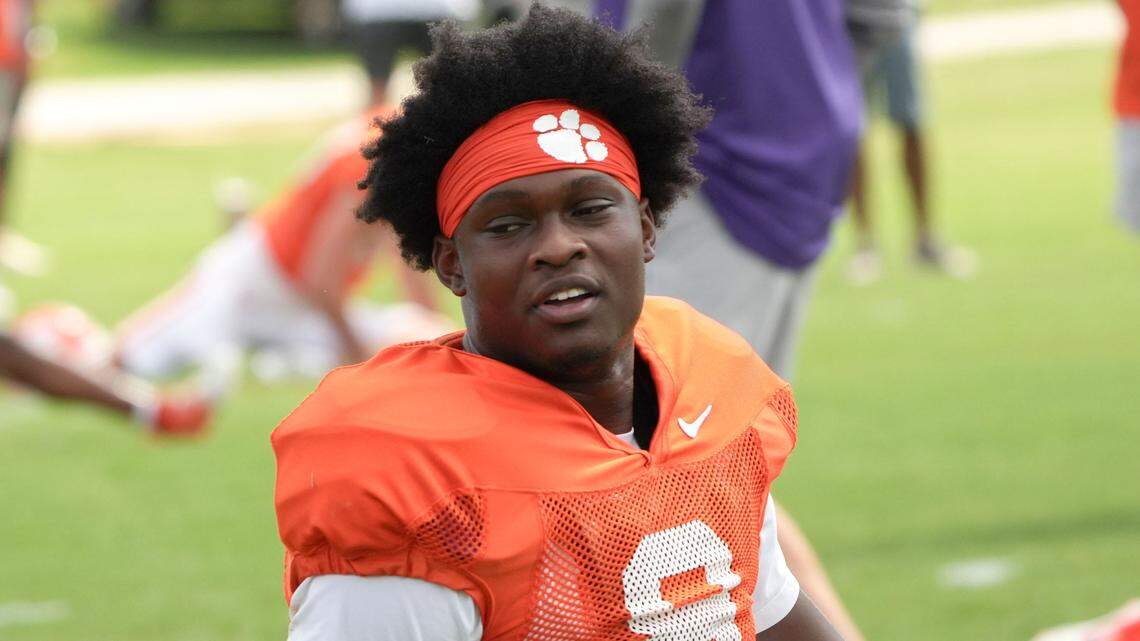 Converted wide receiver Adam Randall (8) is the favorite to start at running back for Clemson football in 2025