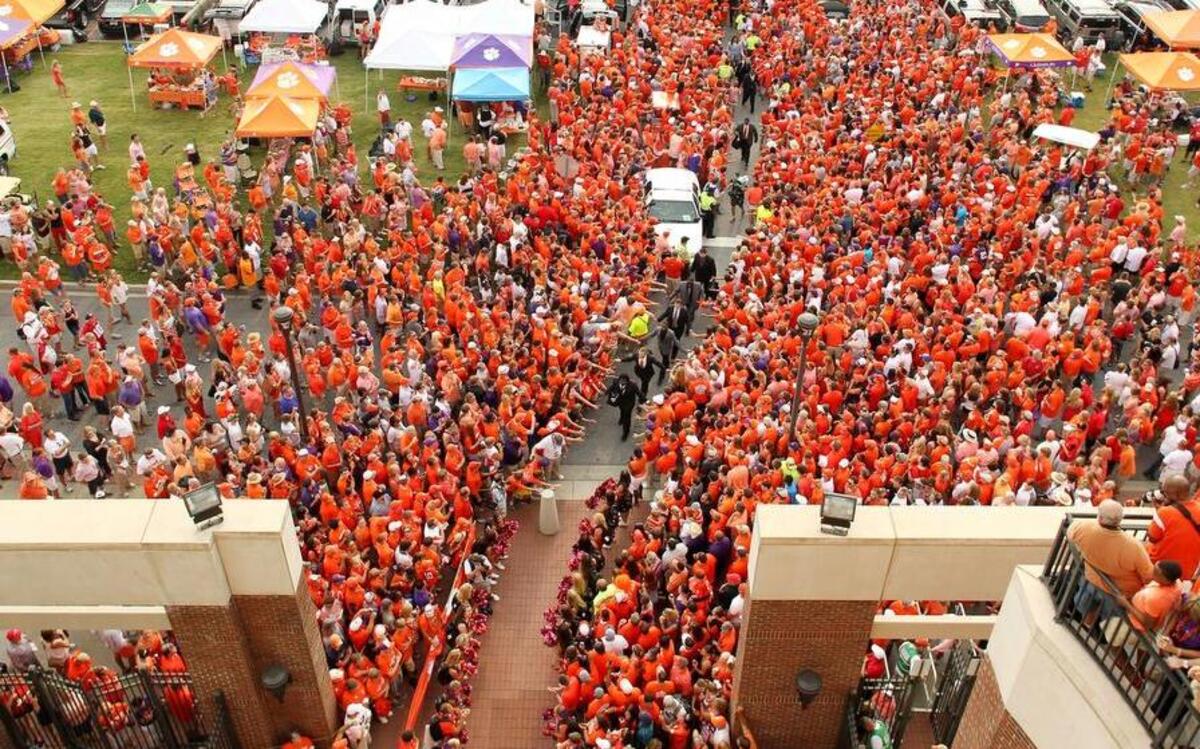 
Players are greeted by fans outside Death Valley during Tiger Walk
