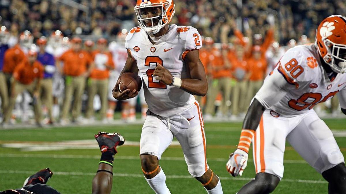 Kelly Bryant rushed for two touchdowns on Saturday.