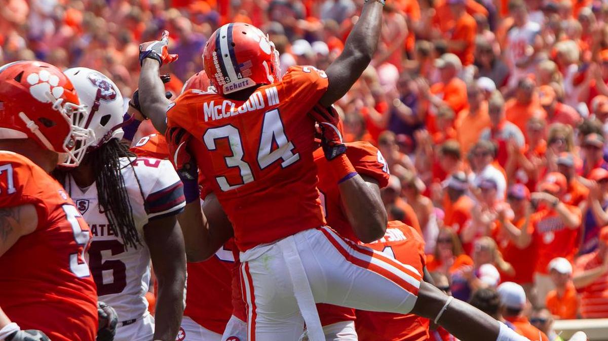 Clemson Tigers wide receiver Ray-Ray McCloud (34) celebrates with teammates after scoring a touchdown during the second quarter