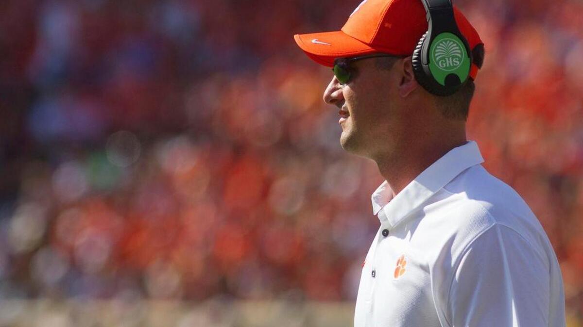 Clemson co-offensive coordinator Jeff Scott spoke to the media on Monday.
