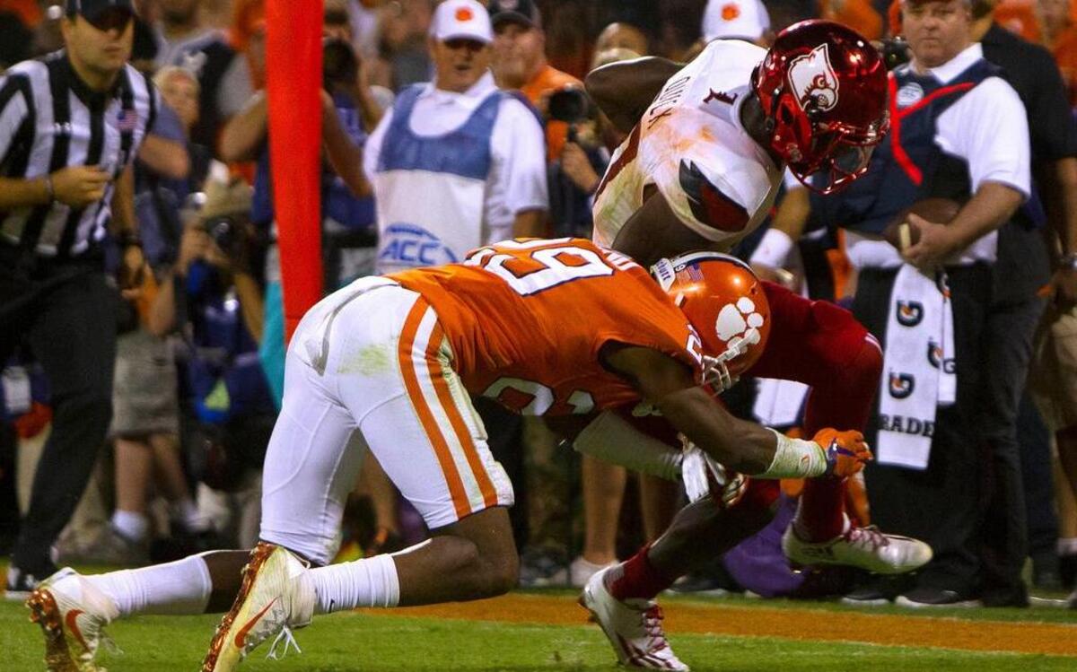 Clemson cornerback Marcus Edmond made the game-saving tackle in the final minute against Louisville.