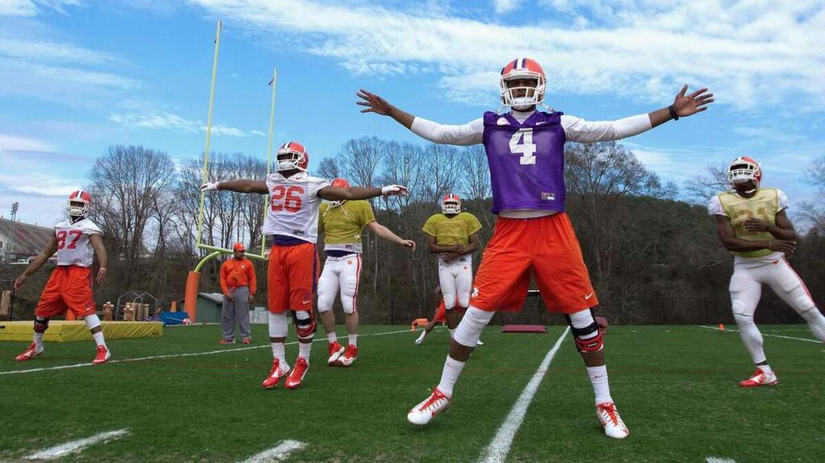 
Clemson quarterback Deshaun Watson (4)
