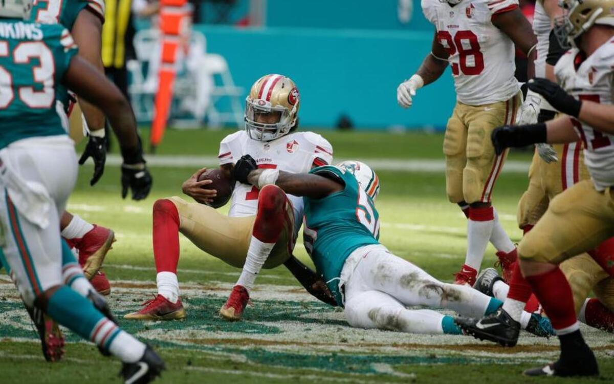 Miami Dolphins and former Clemson defensive end Andre Branch (50) sacks San Francisco 49ers quarterback Colin Kaepernick (7)