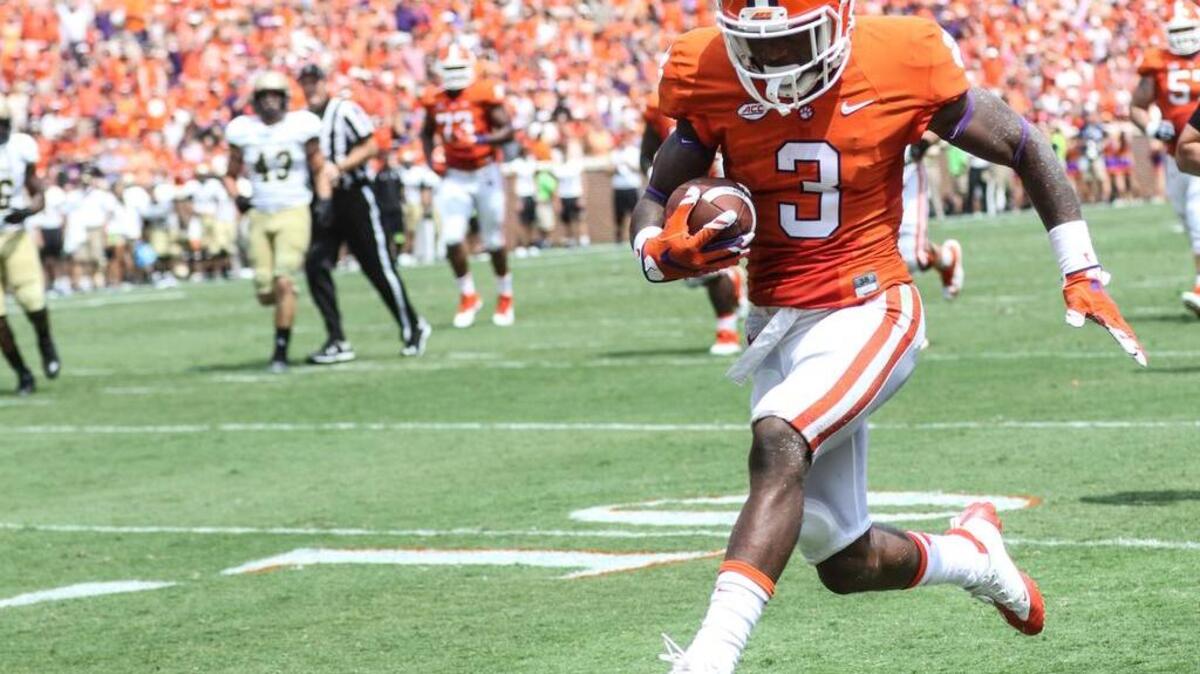 
Clemson's Artavis Scott 

