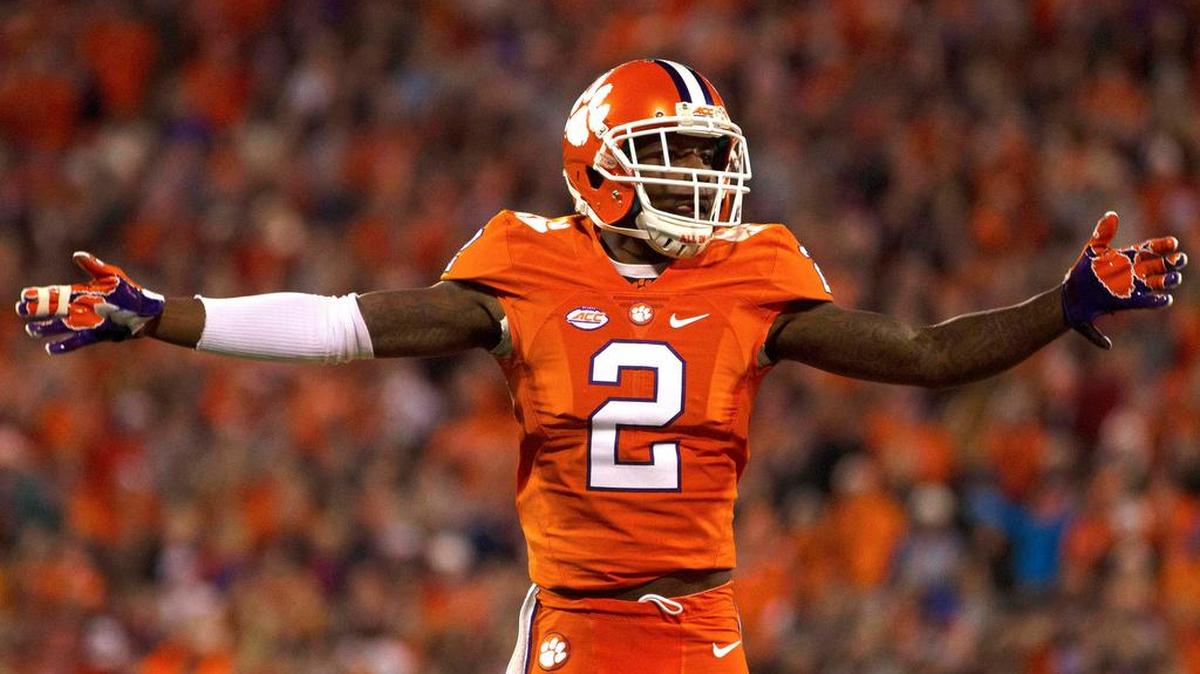 Mark Fields made big plays for Clemson on Saturday against Auburn.