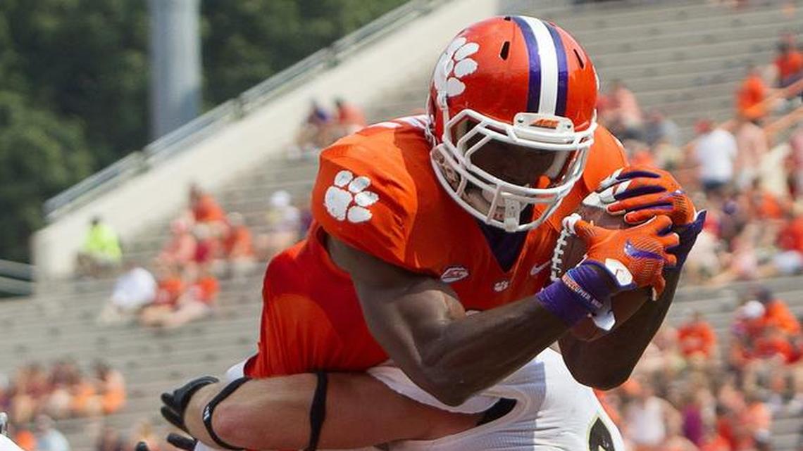 
Clemson running back Wayne Gallman (9) scores a touchdown earlier this season against Wofford.
