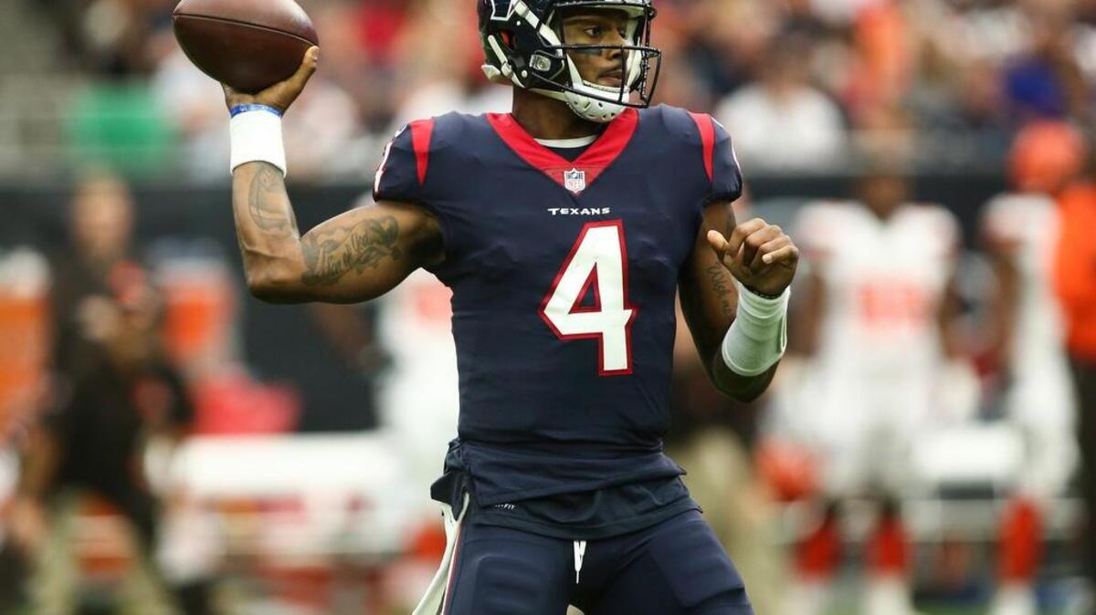 Houston Texans quarterback Deshaun Watson (4) attempts a pass during the second quarter against the Cleveland Browns at NRG Stadium.