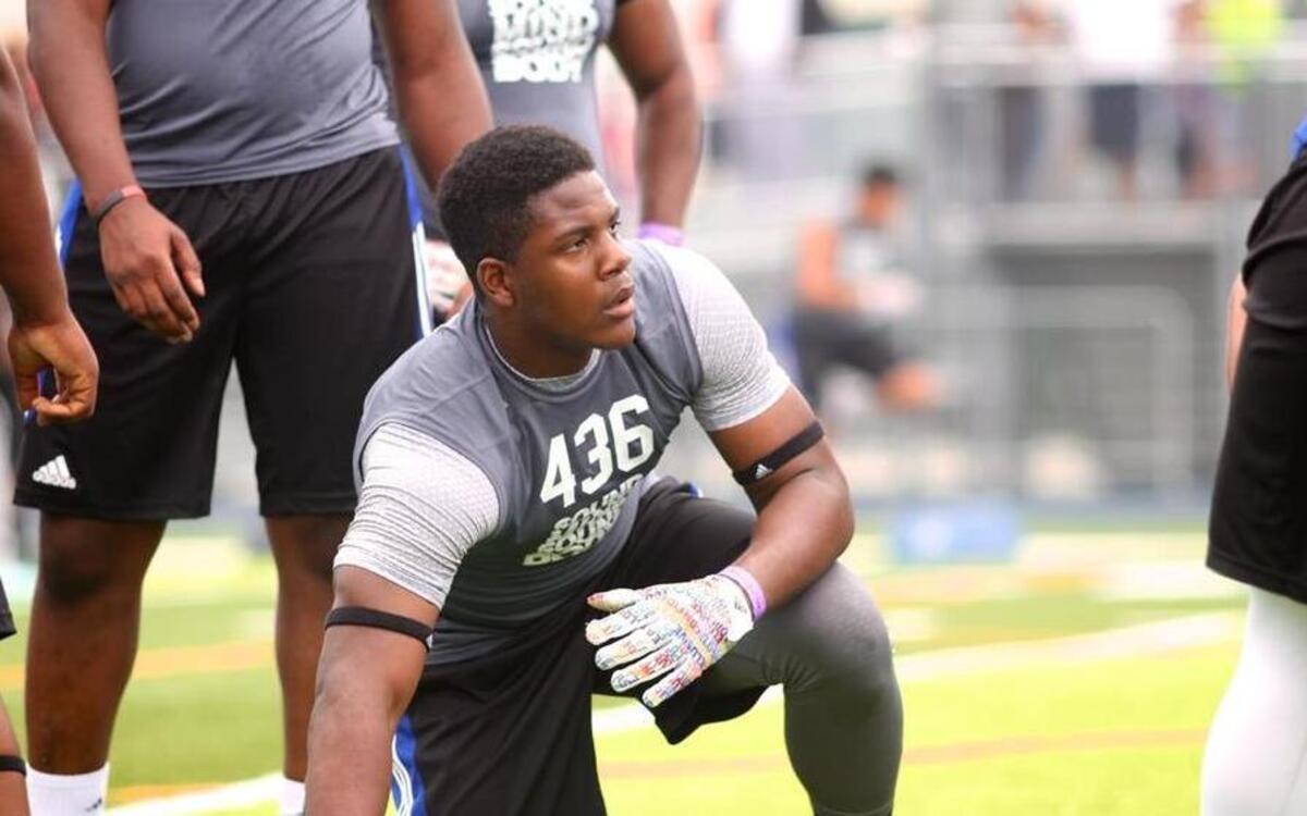 
Xavier Kelly
