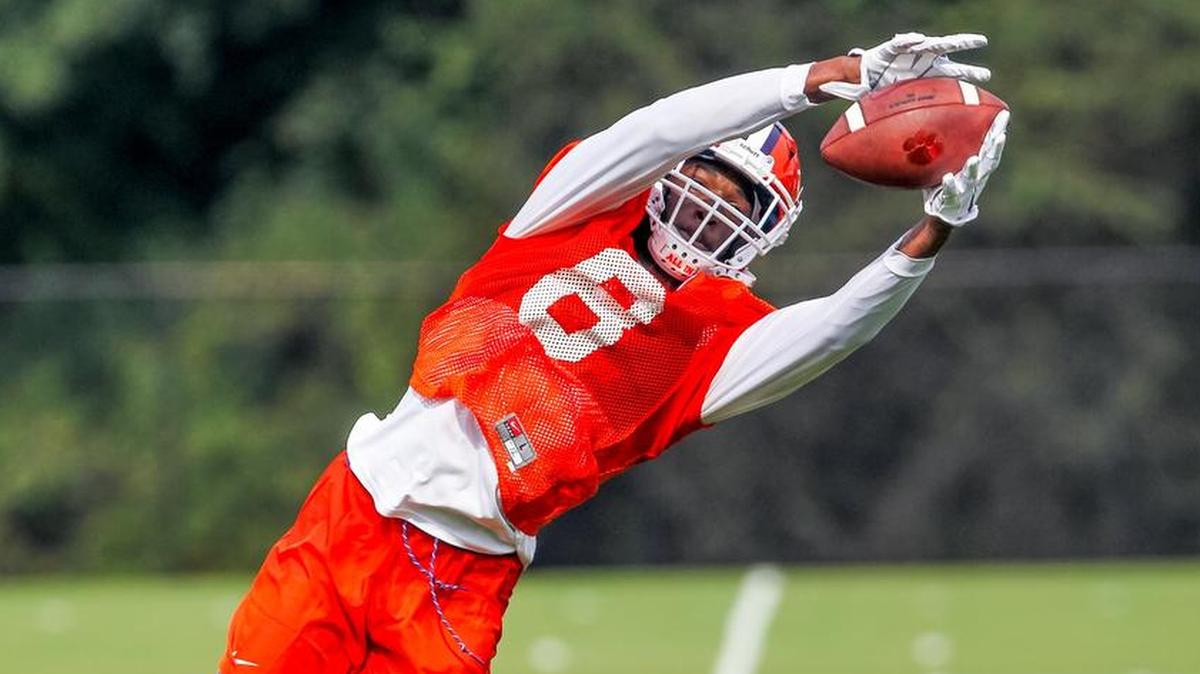 Former Clemson wide receiver Deon Cain will be at this week’s NFL Combine.