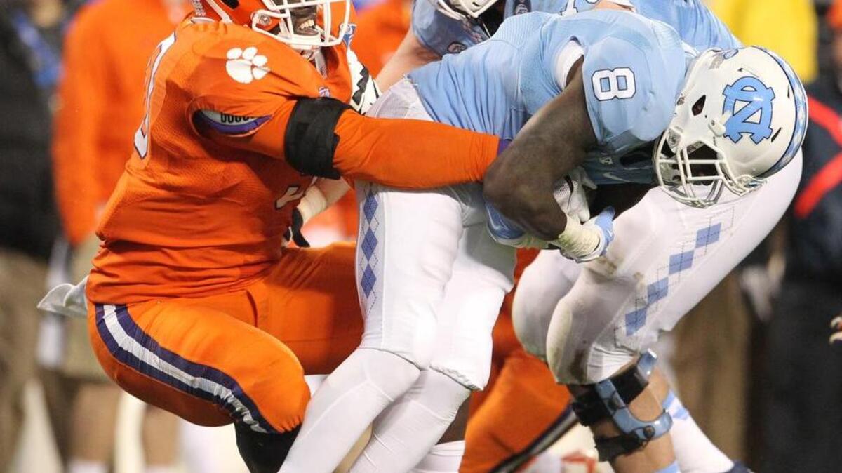 Clemson coach Dabo Swinney is very optimistic that star defensive end Shaq Lawson will be able to play against Alabama.