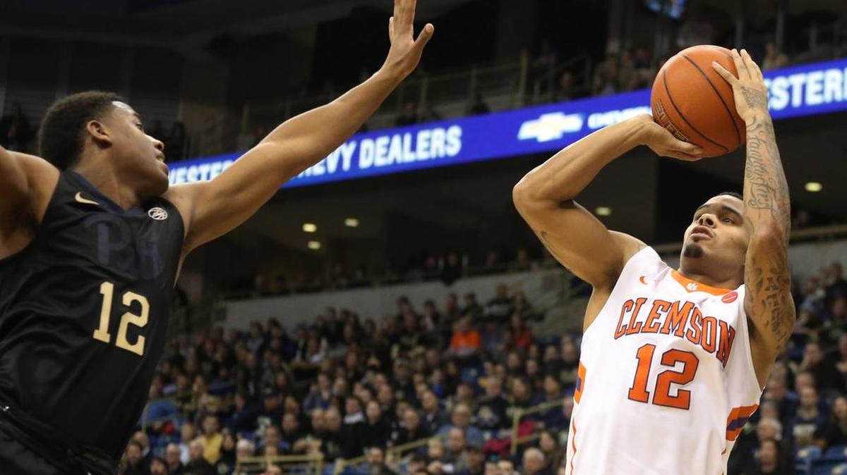 Clemson’s Avry Holmes shoots against Pittsburgh earlier this season.