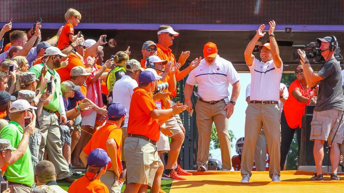 Clemson can clinch a spot in the ACC title game with a win over Pitt on Saturday.
