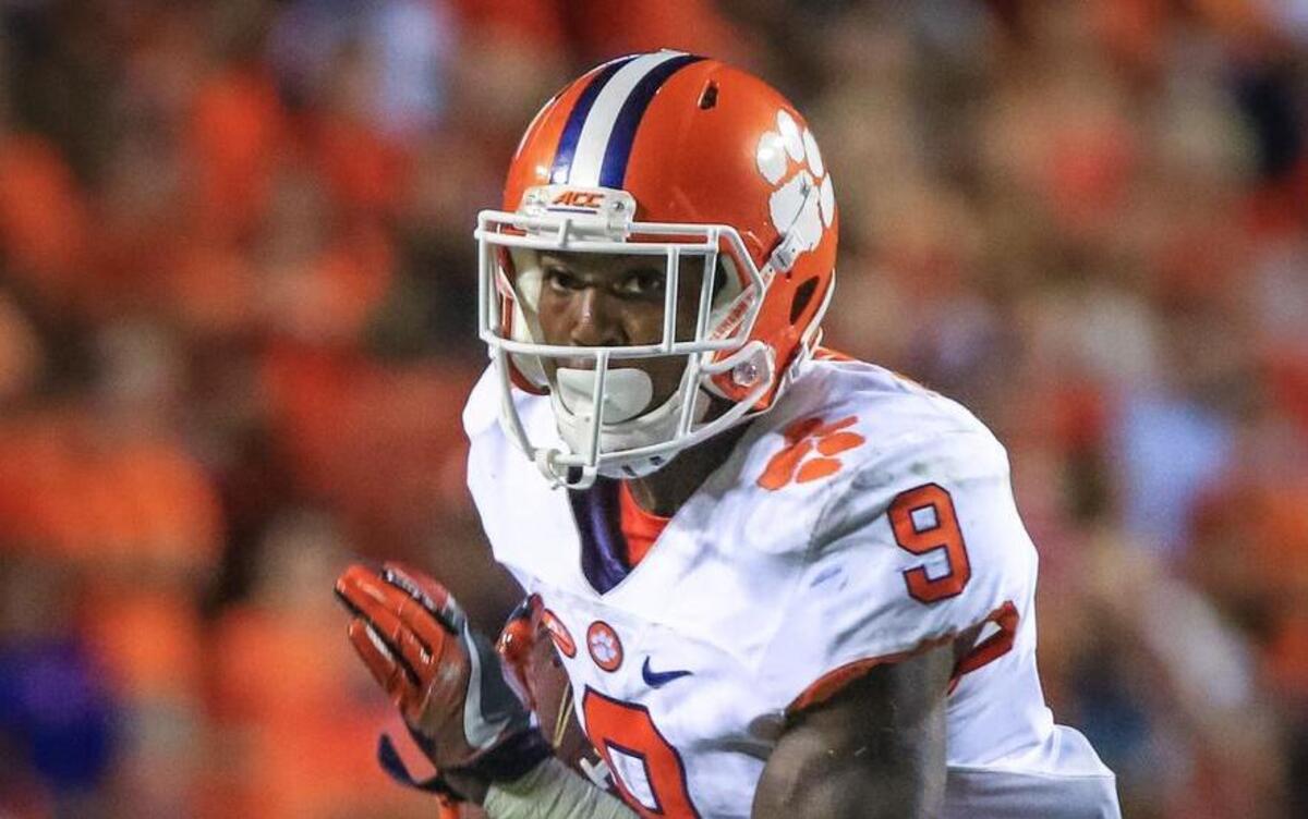 Clemson running back Wayne Gallman (9)