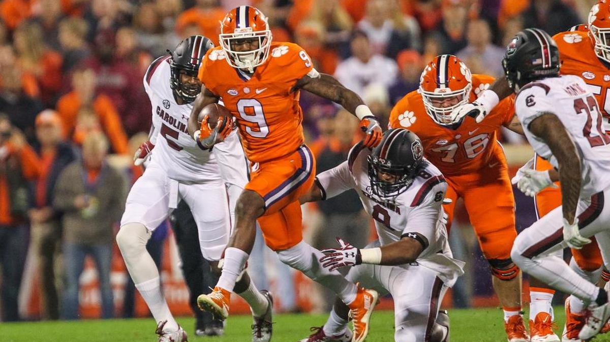 Clemson running back Wayne Gallman (9) picks up a first down during of the first half of their game against South Carolina this past season.