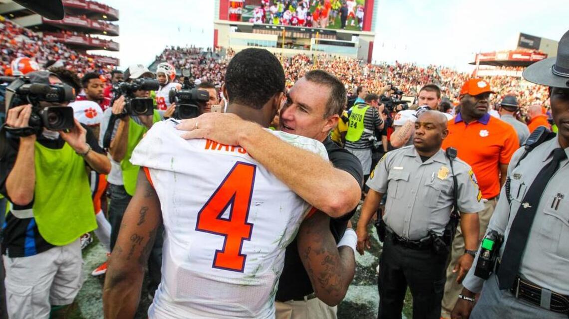 Dabo Swinney praises Shawn Elliott, USC’s effort