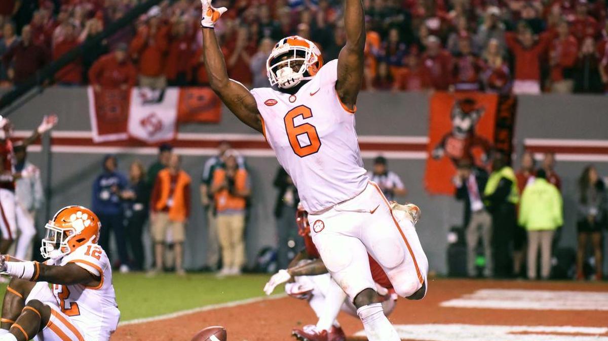 Clemson linebacker Dorian O’Daniel had 11 tackles against N.C. State.