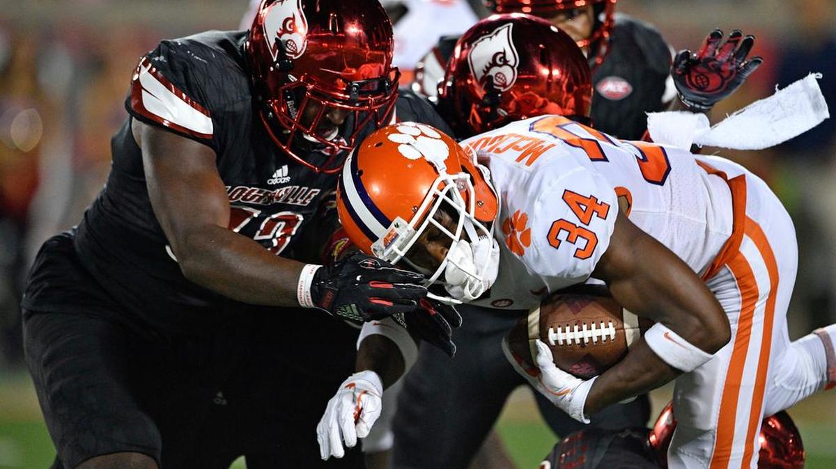Ray-Ray McCloud and the Clemson receivers had a great game against Louisville.