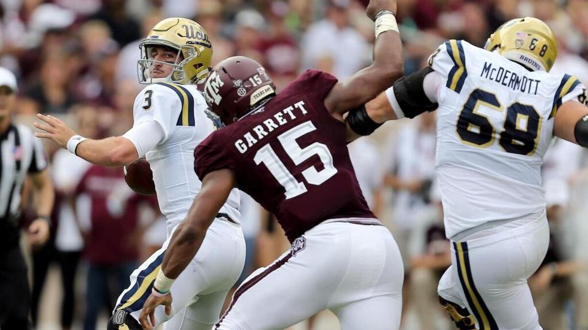 Texas A&M has two Jadeveon Clowney clones at defensive end: Myles Garrett and Daeshon Hall.