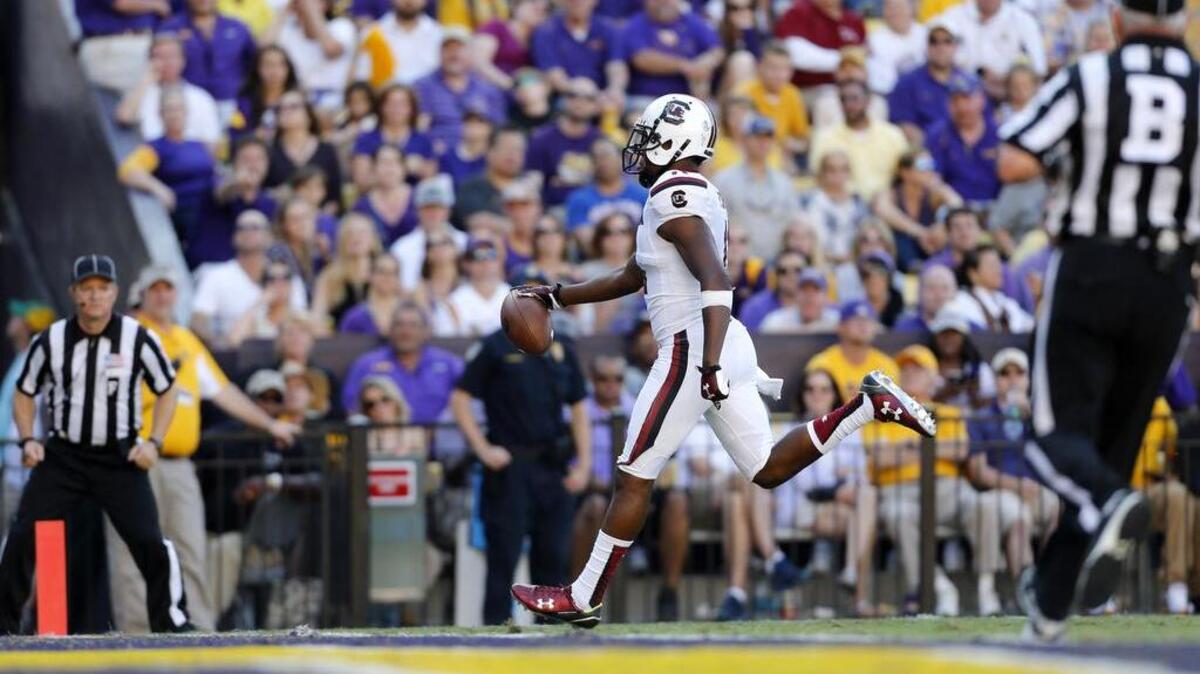 
South Carolina wide receiver Pharoh Cooper scores a touchdown during the second half of the Gamecocks’ loss to LSU.
