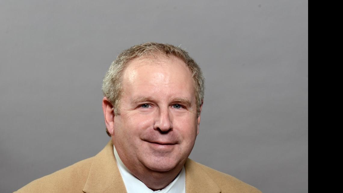 
South Carolina associate athletics director for sports medicine John Kasik
