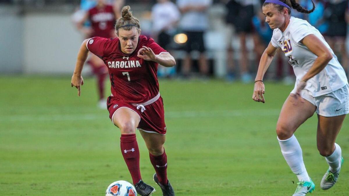 South Carolina's Savannah McCaskill (7) drives down the pitch for a goal during an earlier game against LSU at Stone Stadium.