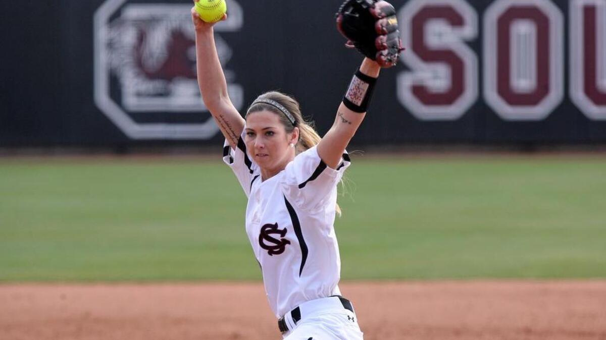 Jessica Elliott transferred to South Carolina in time for the 2016 season.
