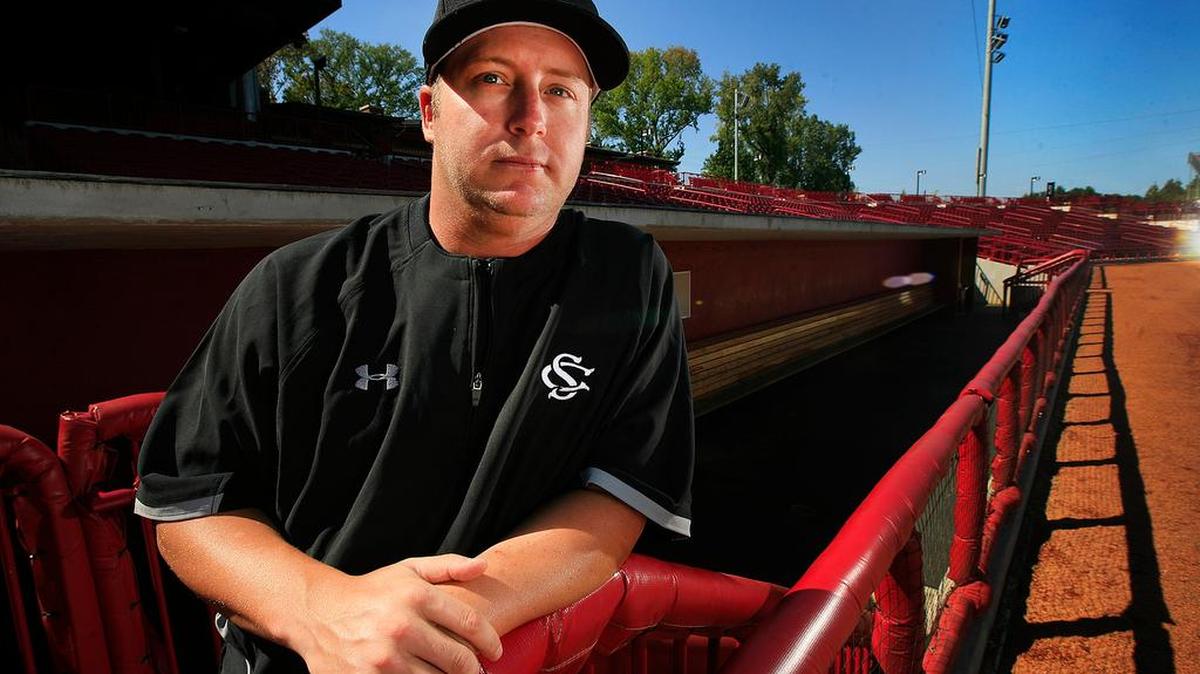 Drew Meyer, a 2002 All-America shortstop with the Gamecocks, was an undergraduate assistant coach in 2011. Now, he’s doing some color comentary on USC baseball.