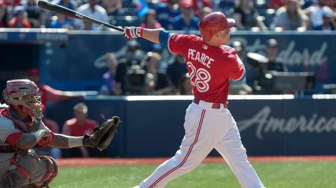 Former USC star Steve Pearce putting on a grand slam show