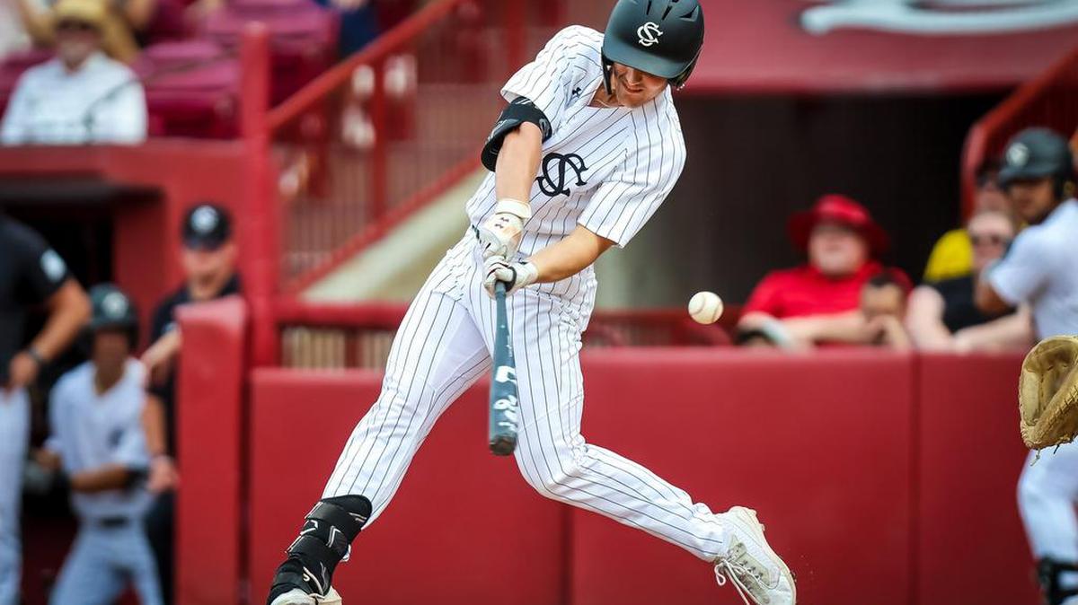 South Carolina Gamecocks outfielder Caleb Denny (11)