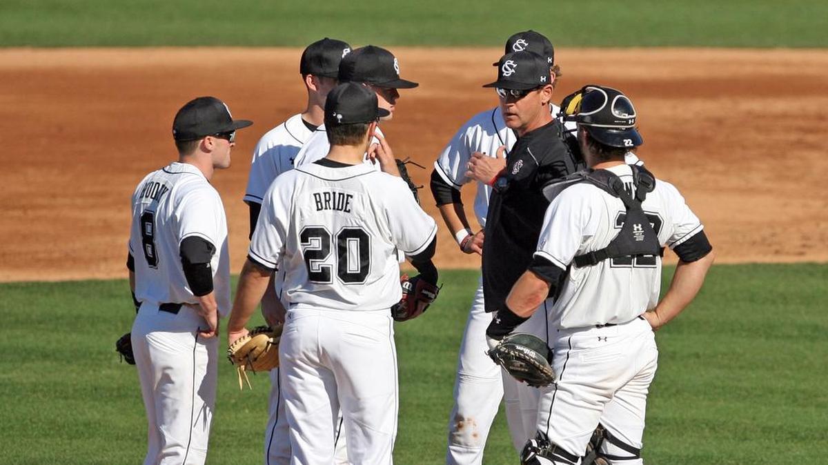 South Carolina fell out of the top 10 in college baseball polls after a 1-3 week.