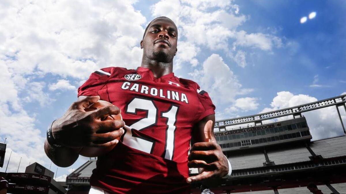 
Transfer Isaiah Johnson should be a starter at safety for the Gamecocks.
