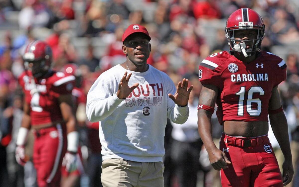 South Carolina defensive coordinator Travaris Robinson