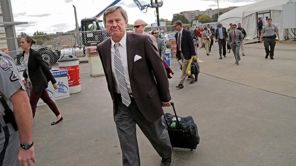 
Steve Spurrier will appear on ESPN’s College GameDay show this Saturday.
