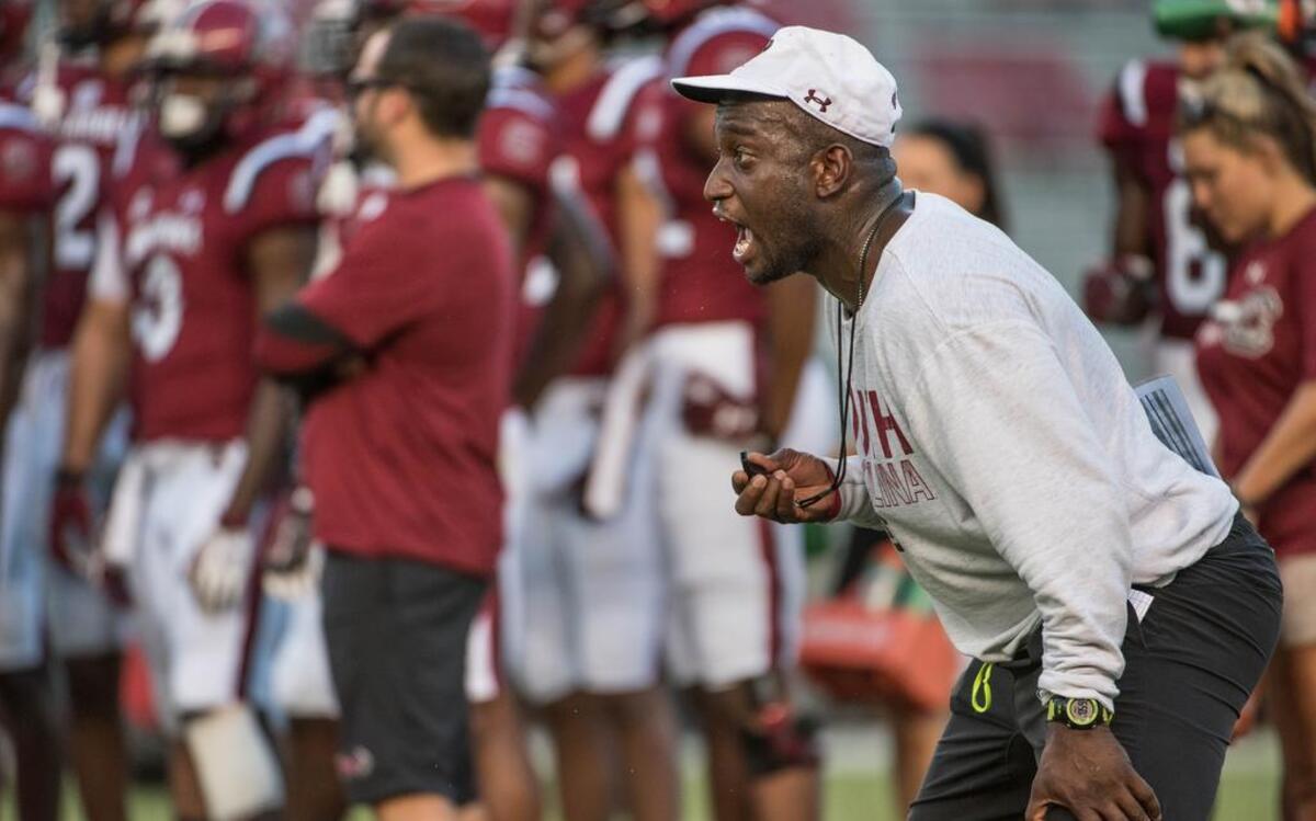South Carolina defensive coordinator Travaris Robinson