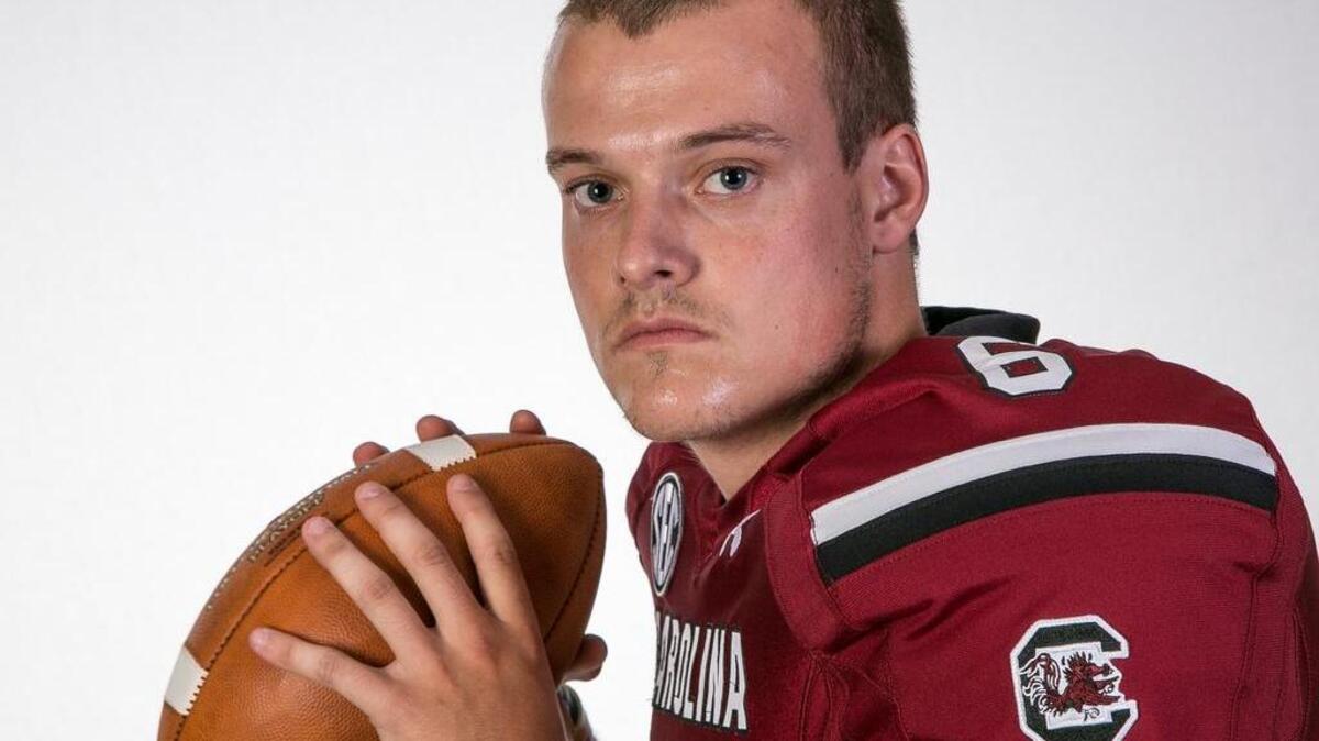 
South Carolina quarterback Connor Mitch
