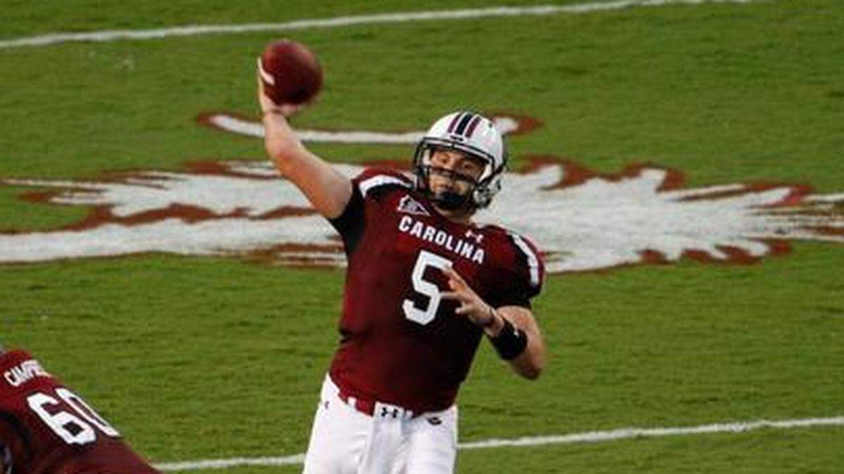 Stephen Garcia (5) with the Gamecocks in 2011
