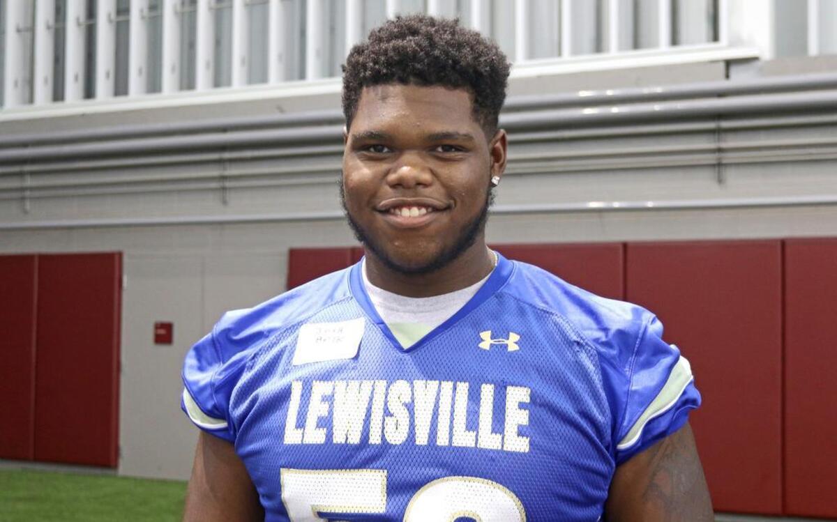 Class of 2018 Lewisville High defensive lineman Josh Belk.