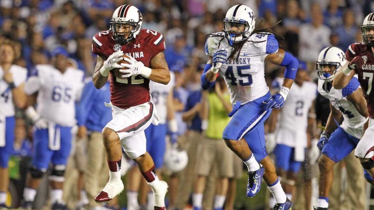 
South Carolina running back Brandon Wilds breaks free for a big run in the second half against Kentucky at Williams-Brice Stadium.
