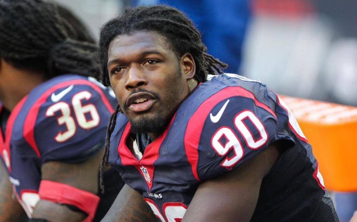 
Houston Texans outside linebacker Jadeveon Clowney (90)
