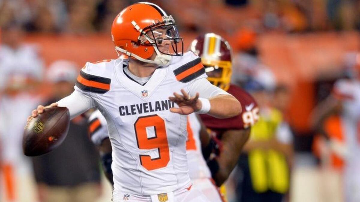 
Cleveland Browns quarterback Connor Shaw (9) completes a pass in the third quarter of an NFL preseason football game against the Washington Redskins, Thursday, Aug. 13, 2015, in Cleveland.
