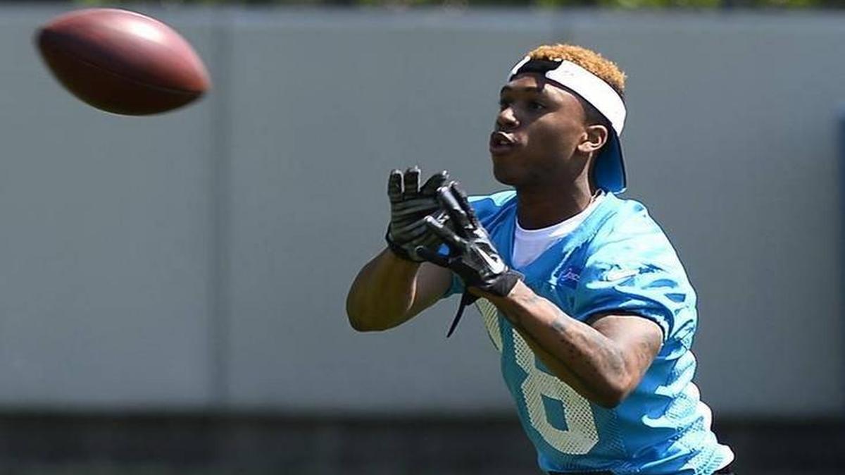 
Rookie wide receiver Damiere Byrd catches a pass during the team's rookie minicamp on Friday, May 8, 2015.

